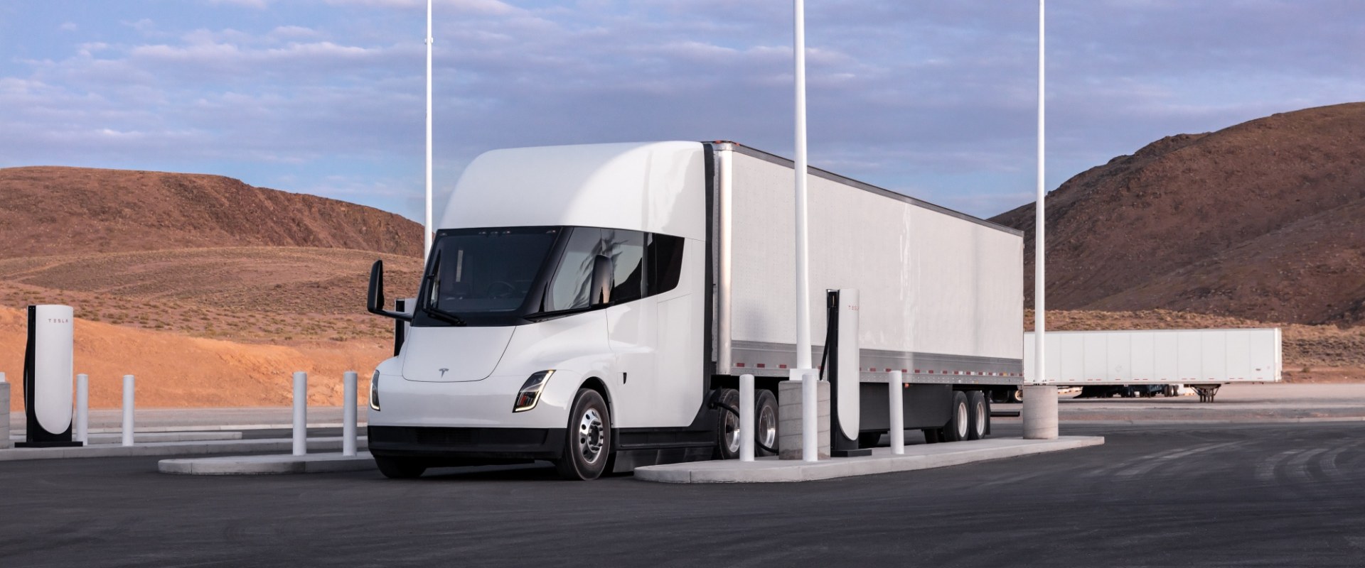 Cross-Border Trucking Rates: A Comprehensive Overview