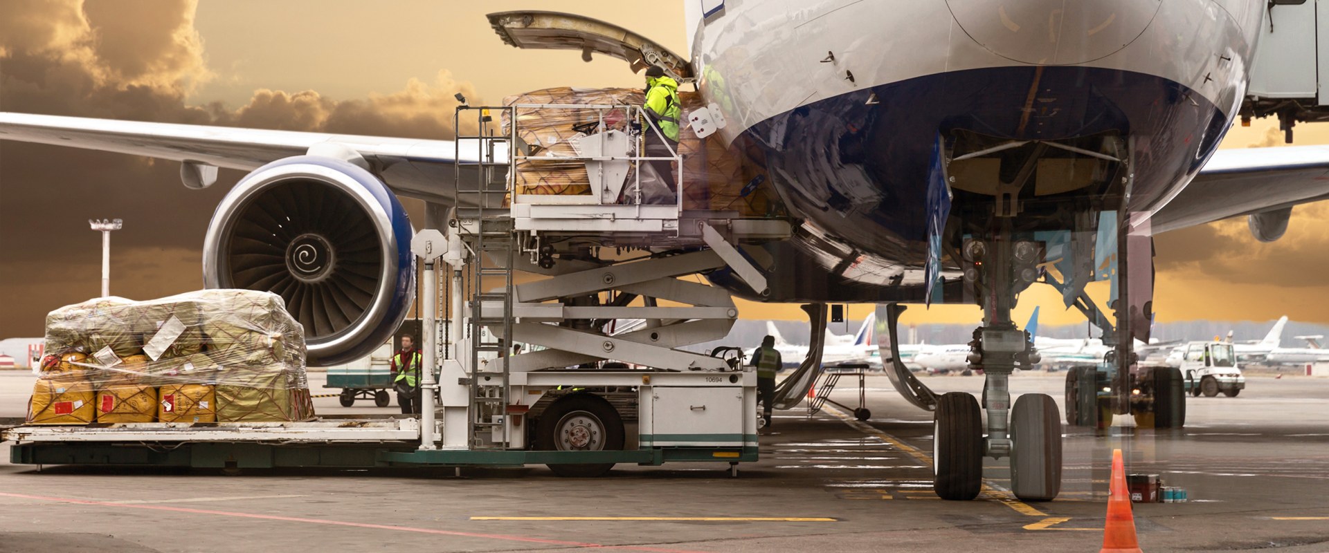 Domestic Air Freight Services